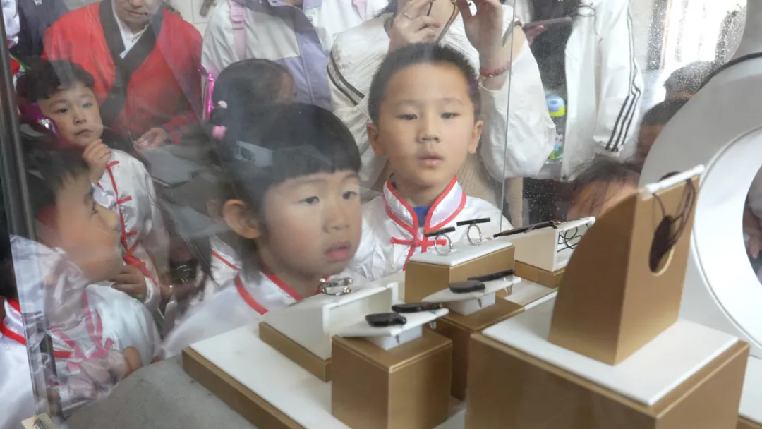 1763710404529143.png 6be07c722c3606da89be282379c6dd9e.png